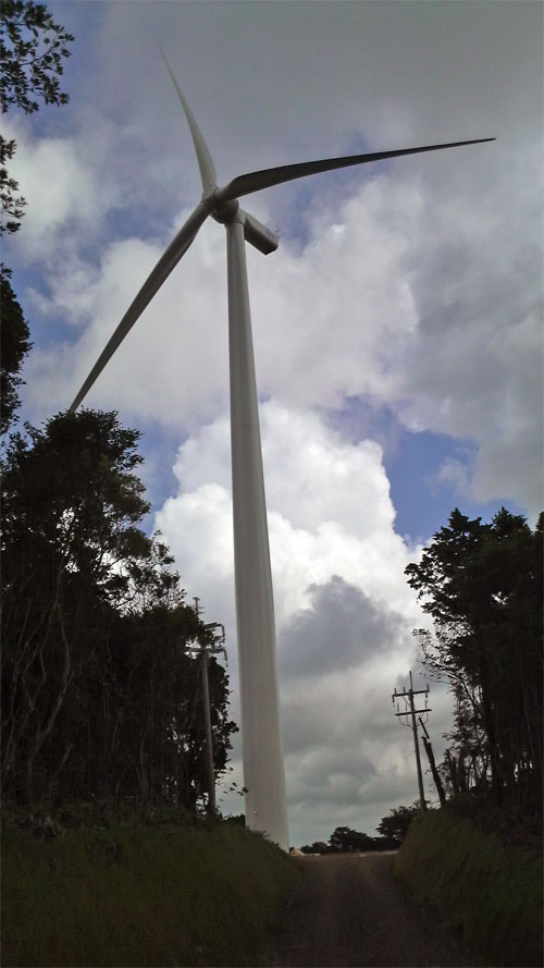 画像: 巨大風車出現！